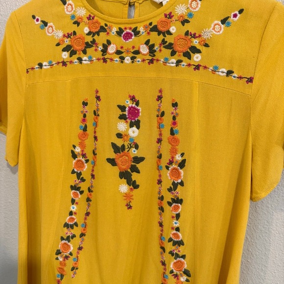Umgee Embroidered Floral Top Women's Small Mustard Excellent Boho Short Sleeve - Picture 8 of 8